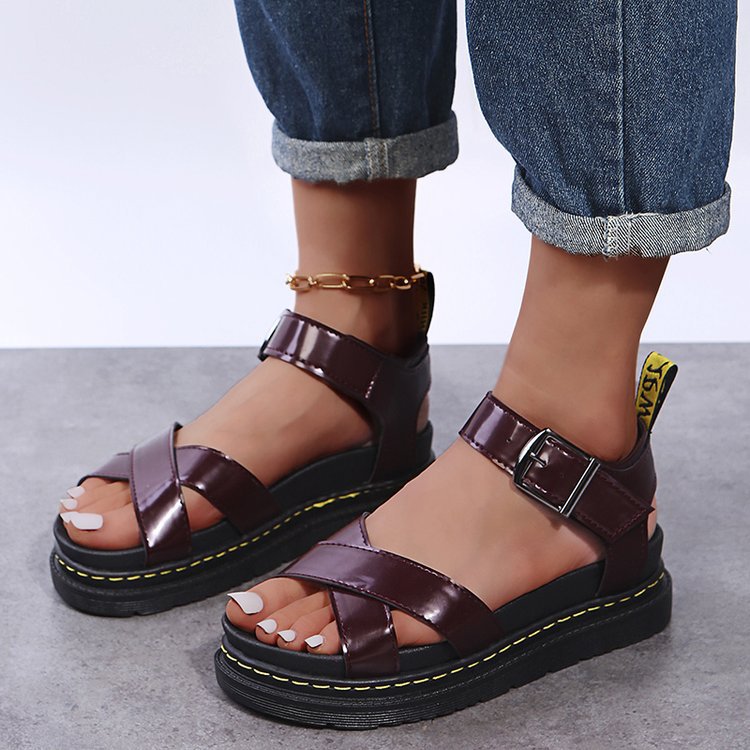 New Design: Women's Flat Roman Sandals Thick Hollow Out Sandals