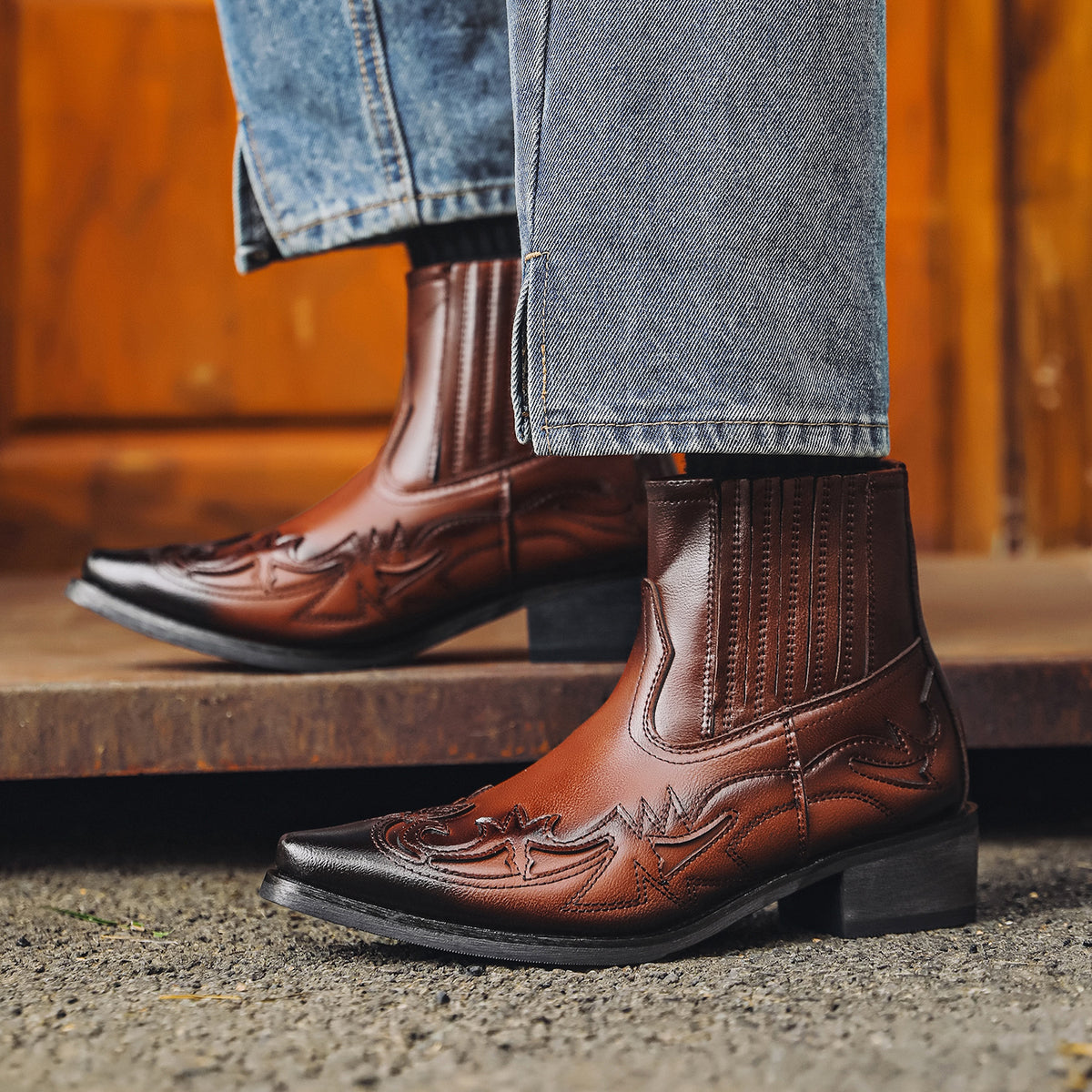 Western-Style Hand-Painted Martin Boots