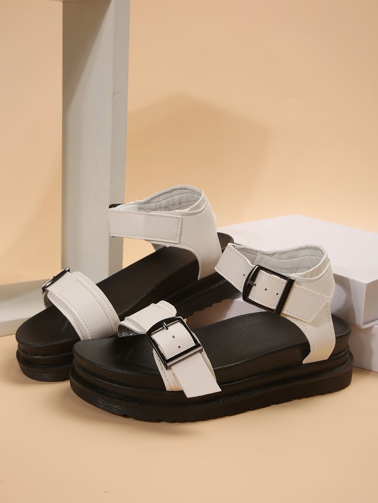 New Design: Women's Flat Roman Sandals Thick Hollow Out Sandals