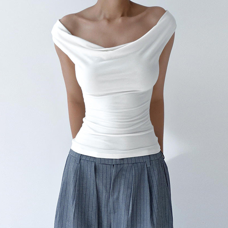 Solid-color collarless sleeveless off-the-shoulder top