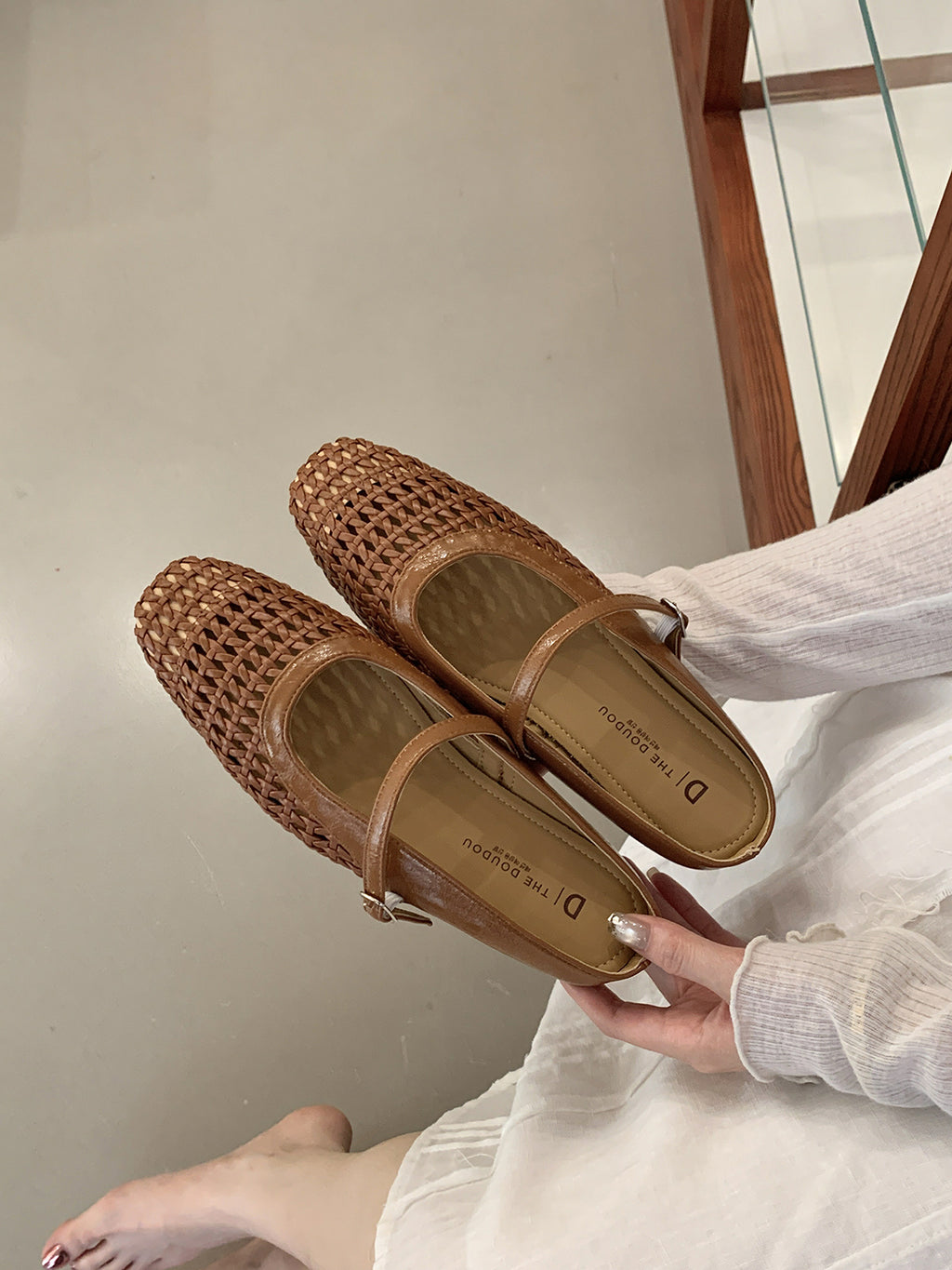 French Style Flat Sole Breathable Shoes