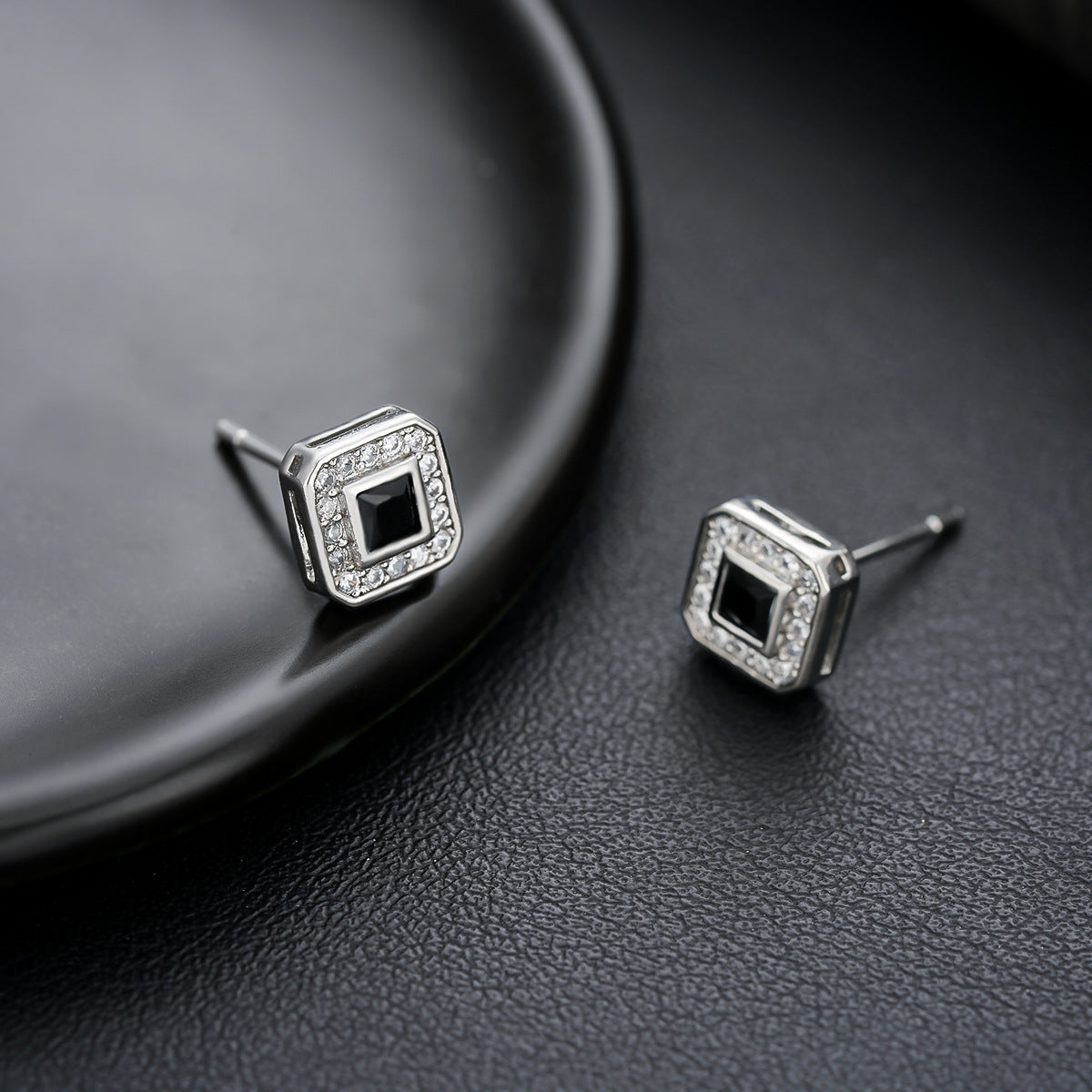 Fashion Unisex Earrings Ear Clips Trendy Jewelry Accessories