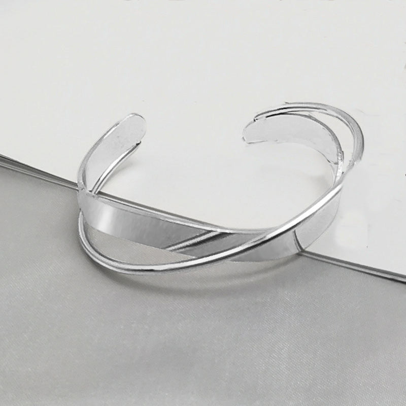 Minimalist Open-Ended Metal Bracelet