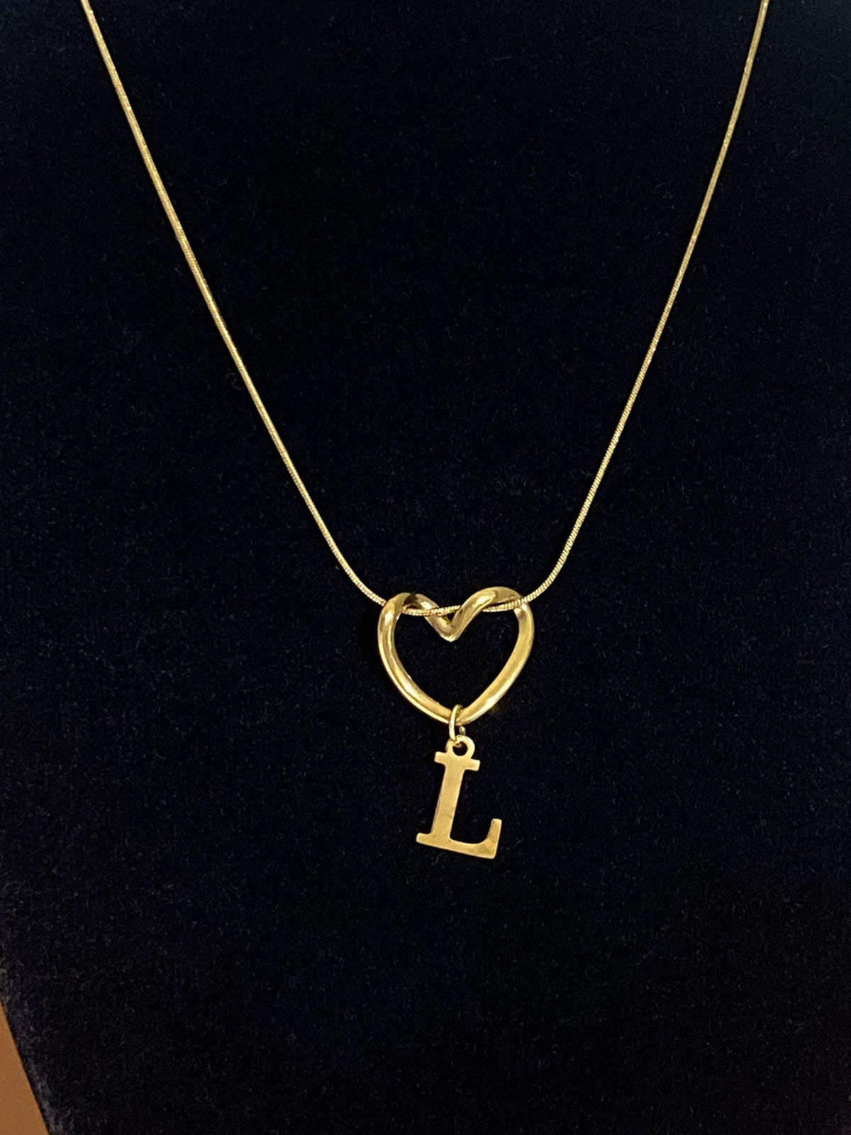 Fashion Alphabet Heart Pendant Necklace