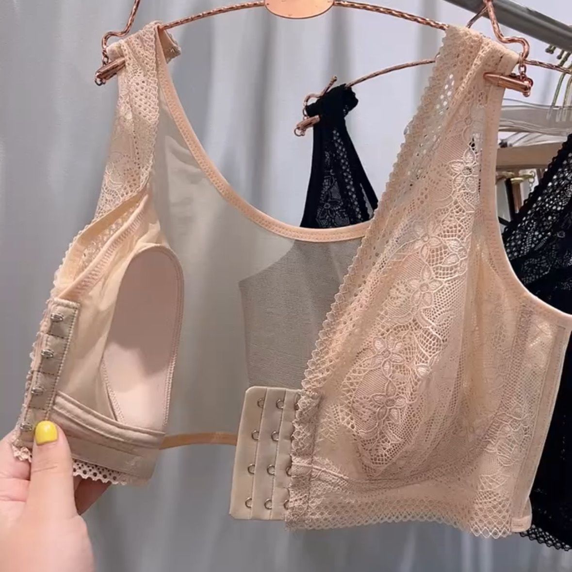 Front Clasp Lace Underwire Bra