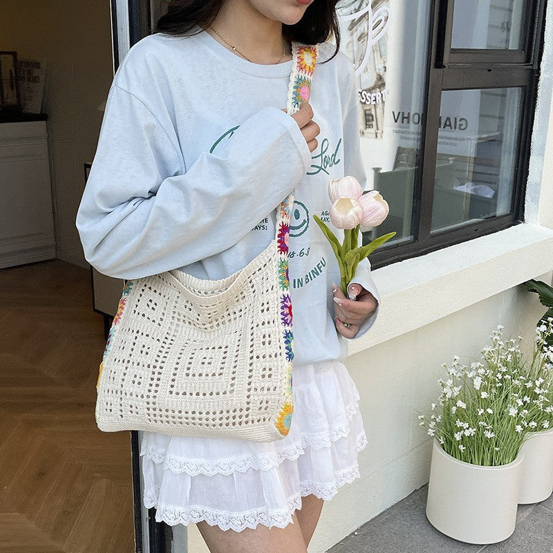 Hollow-Out Floral Knitted Bag