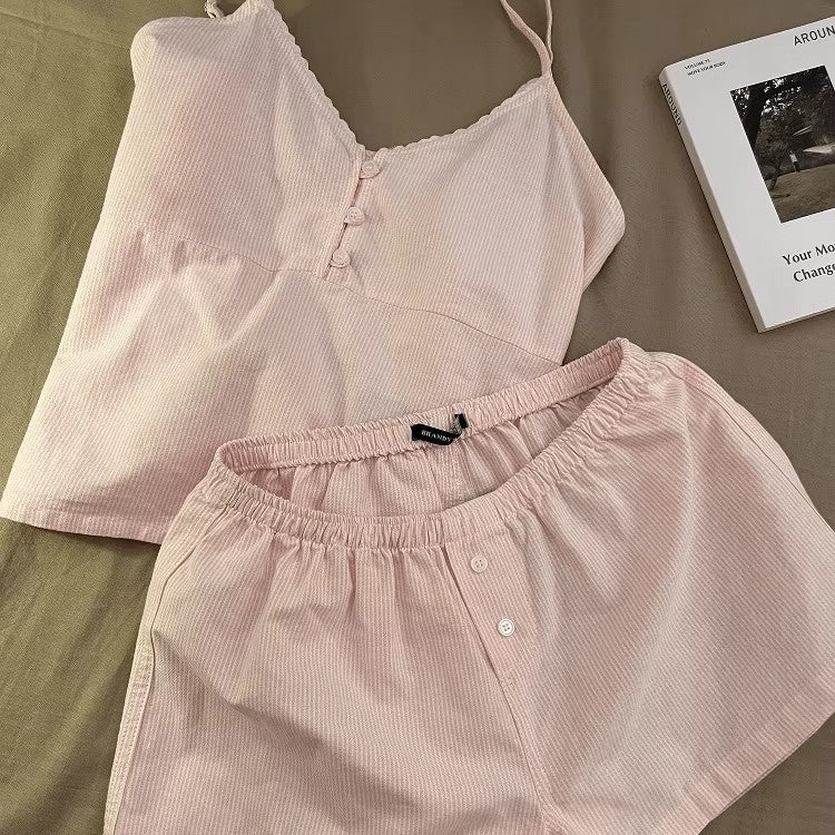 Slim-fit tank top and shorts