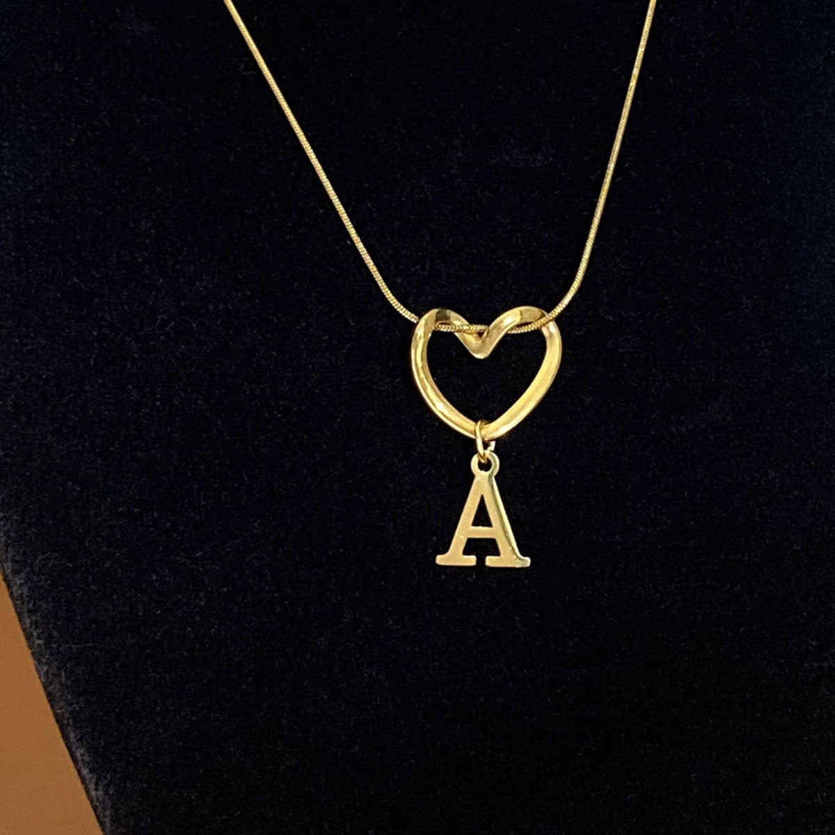 Fashion Alphabet Heart Pendant Necklace