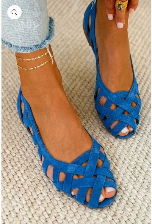 Fashion Flat Bottom Hollow Breathable Clogs Non-Slip Beach Fashion Shoes