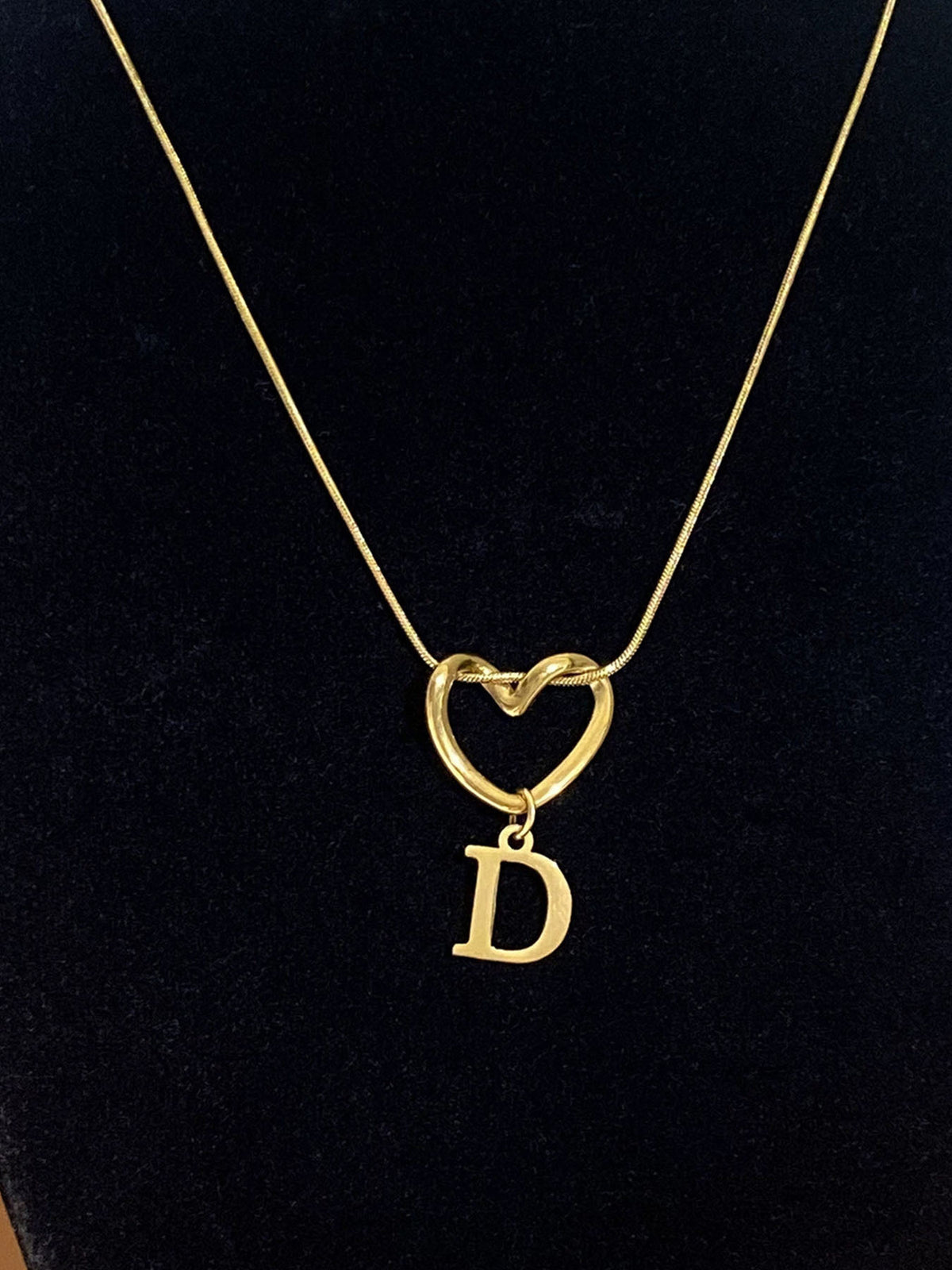 Fashion Alphabet Heart Pendant Necklace