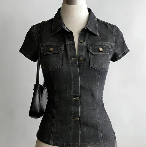 Short-sleeved blouse for women