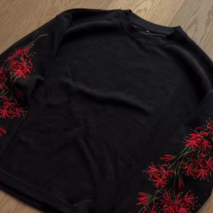 Crewneck sweatshirt
