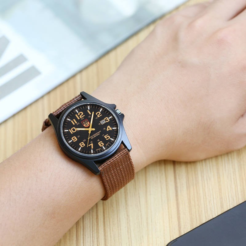 Classic Mens Quartz Watch