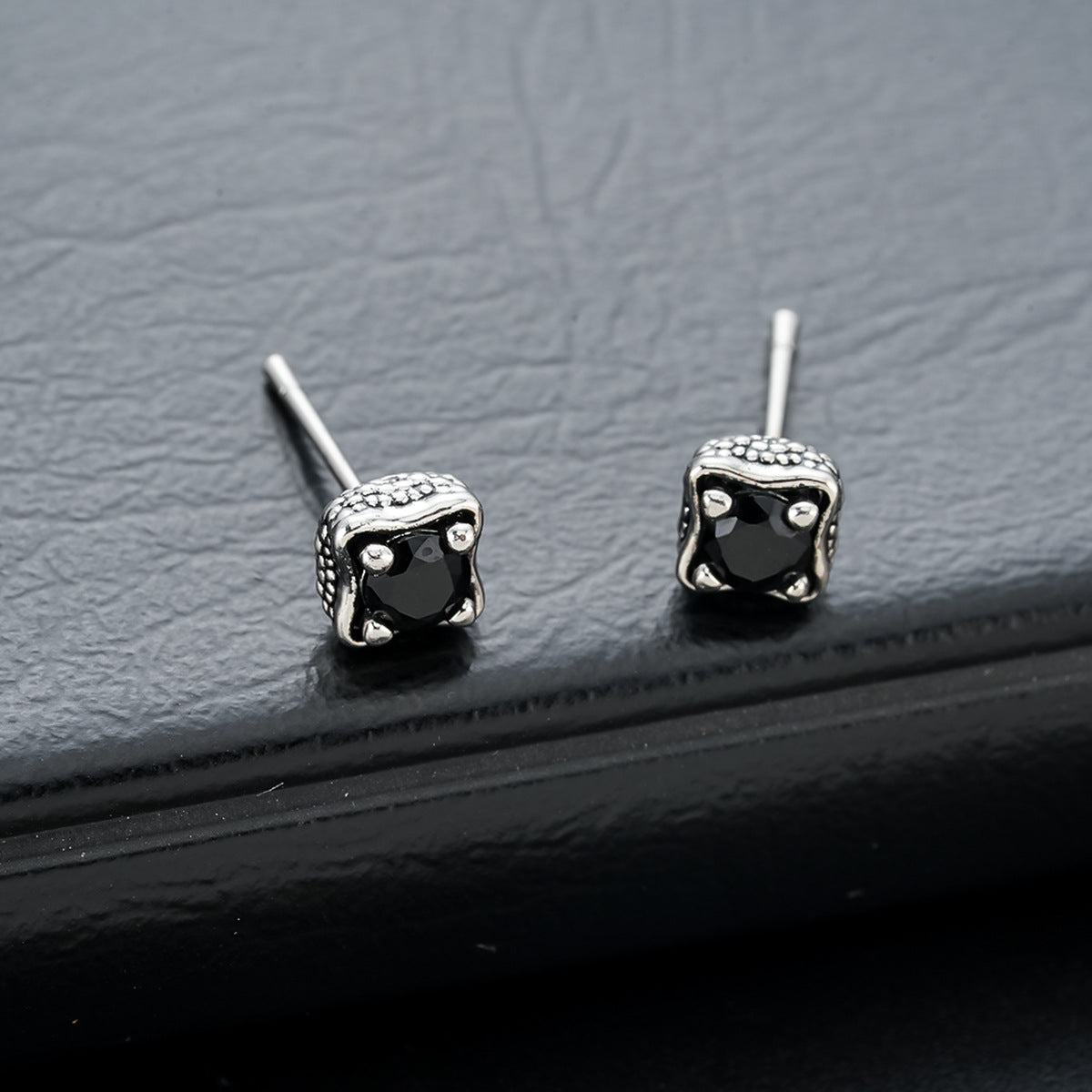 Fashion Unisex Earrings Ear Clips Trendy Jewelry Accessories