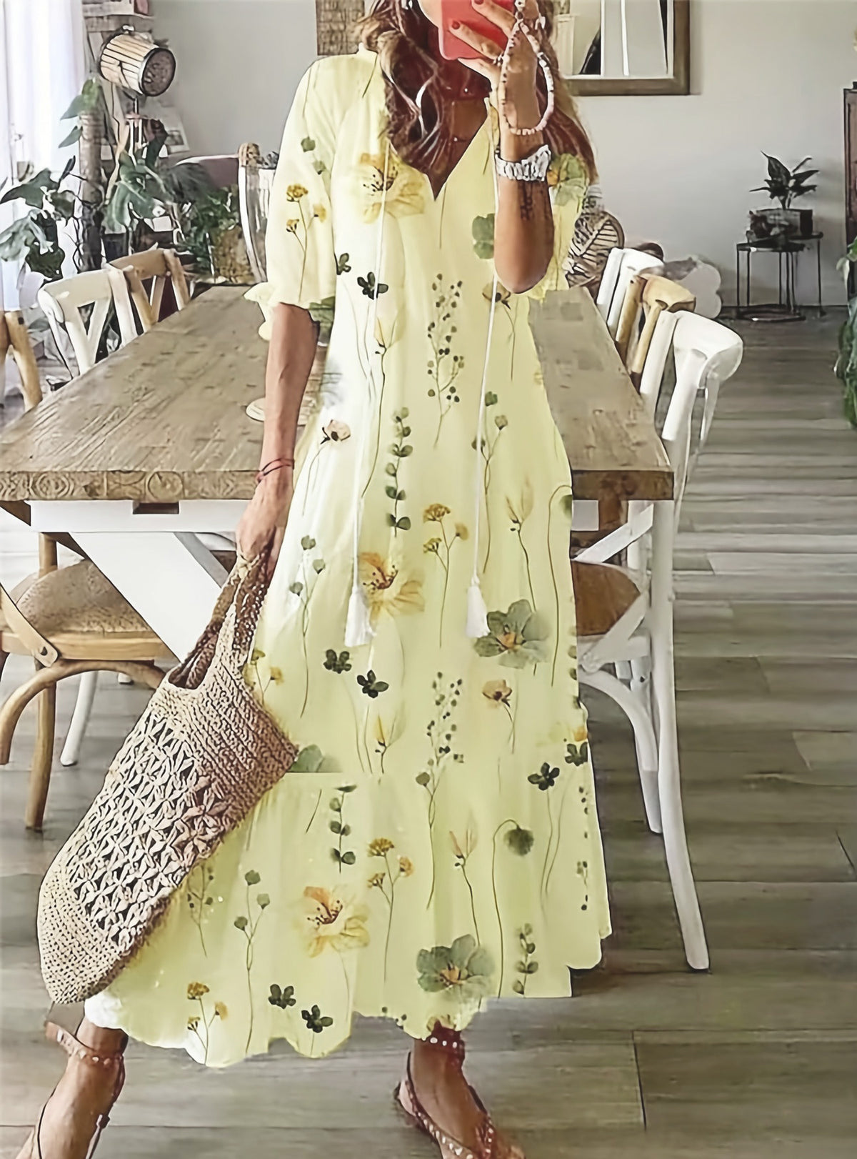 Womens V-Neck Printed Lantern Sleeve Dress