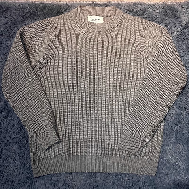 Unisex Loose Knit Sweater Long Sleeve