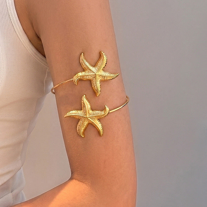 Elegant butterfly-shaped open-arm bracelet