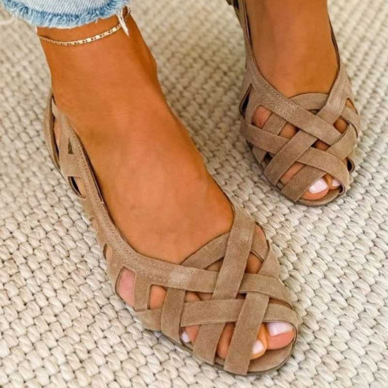 Fashion Flat Bottom Hollow Breathable Clogs Non-Slip Beach Fashion Shoes