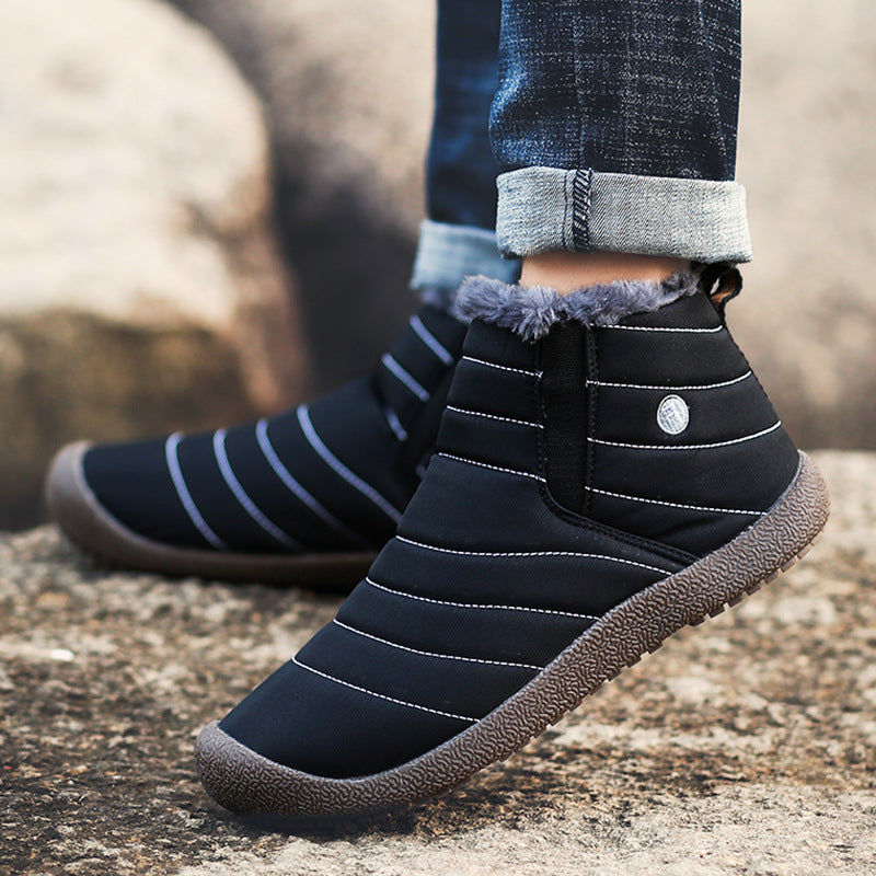 Waterproof snow boots for men, large-size cotton shoes, unisex footwear, lined men?s shoes for outdoor use