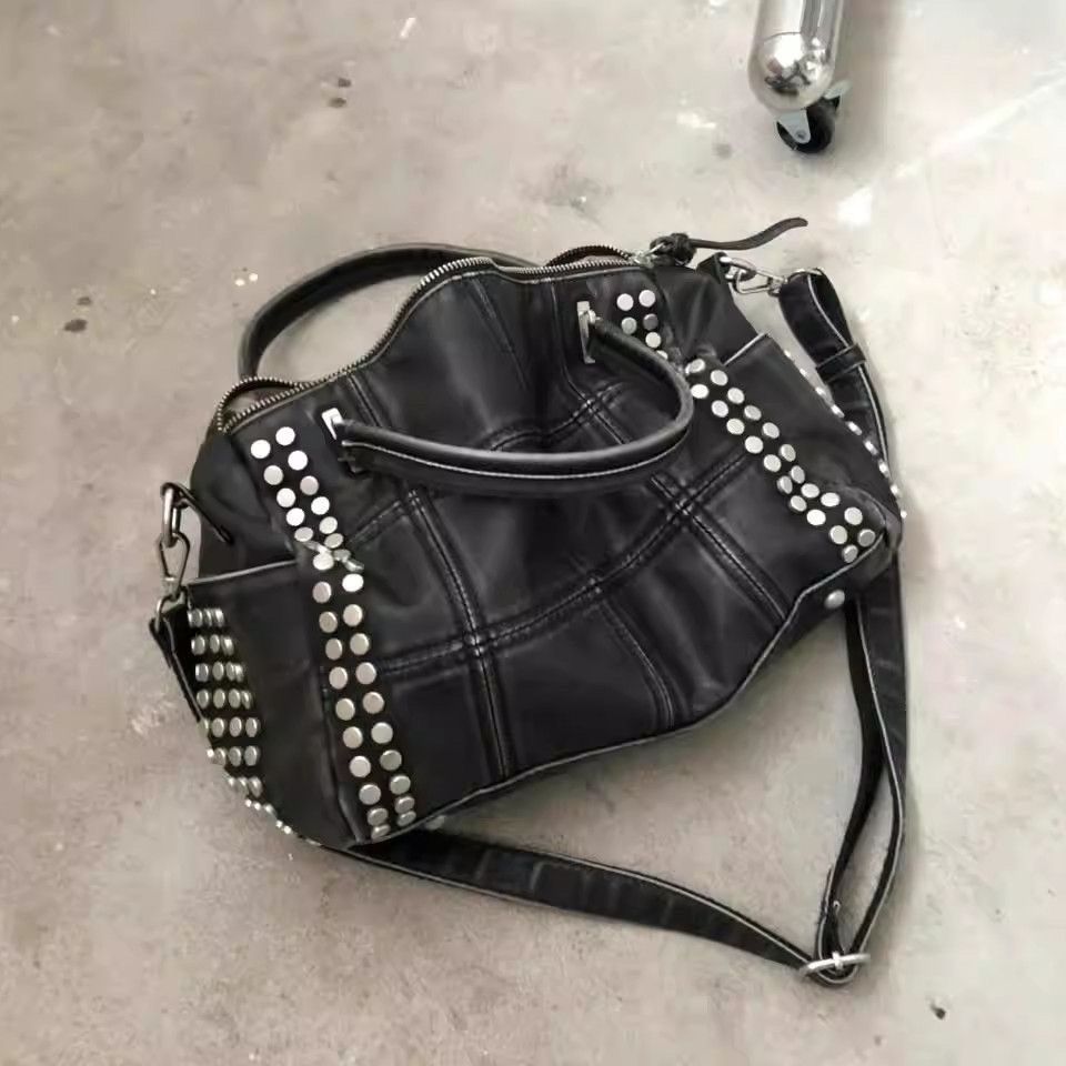 Women's Large Capacity Rivet Pillow Shoulder Crossbody Bag