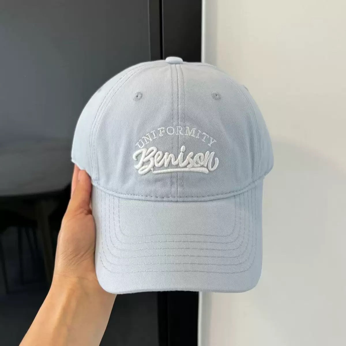 Casual baseball cap