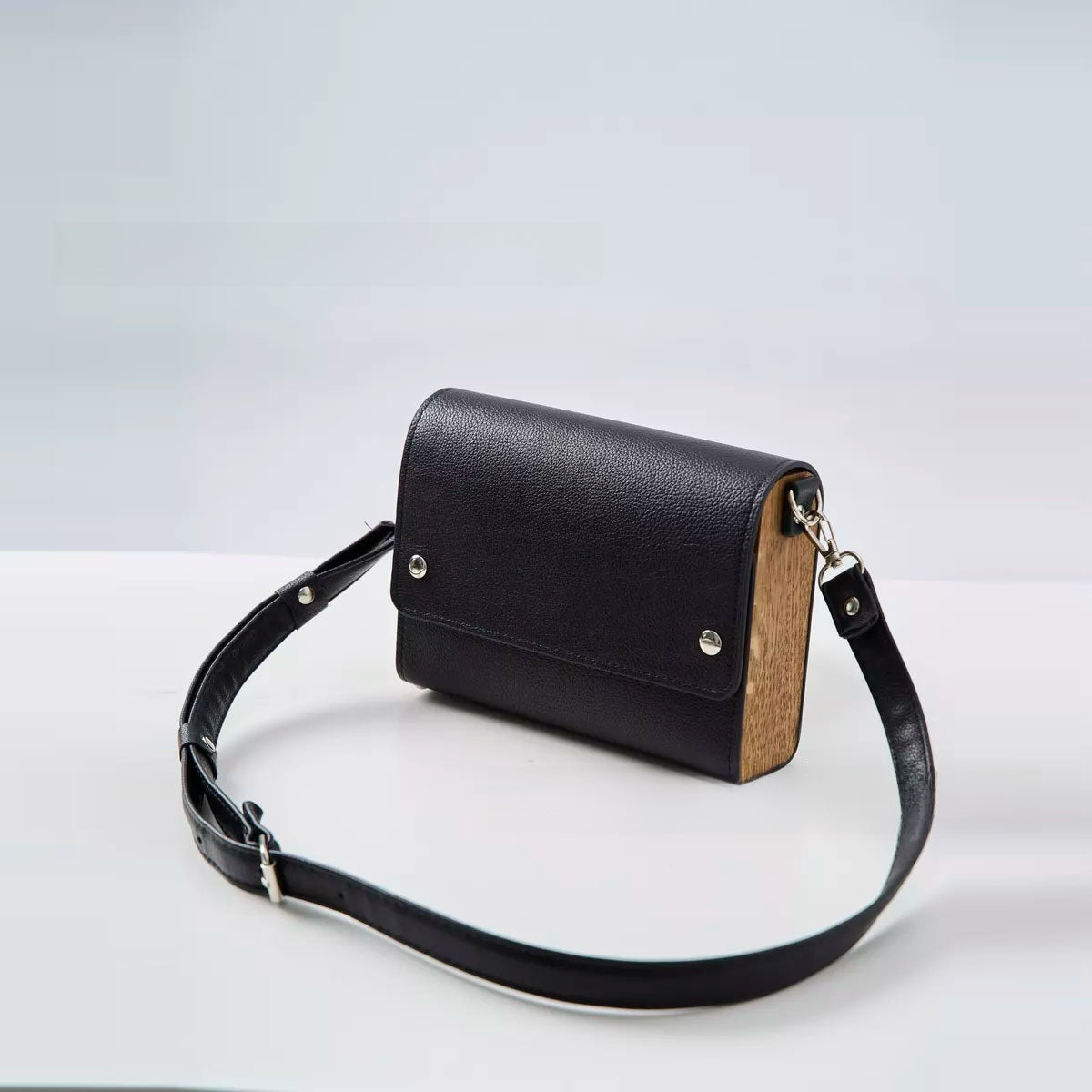 Women's Small Square Shoulder Bag
