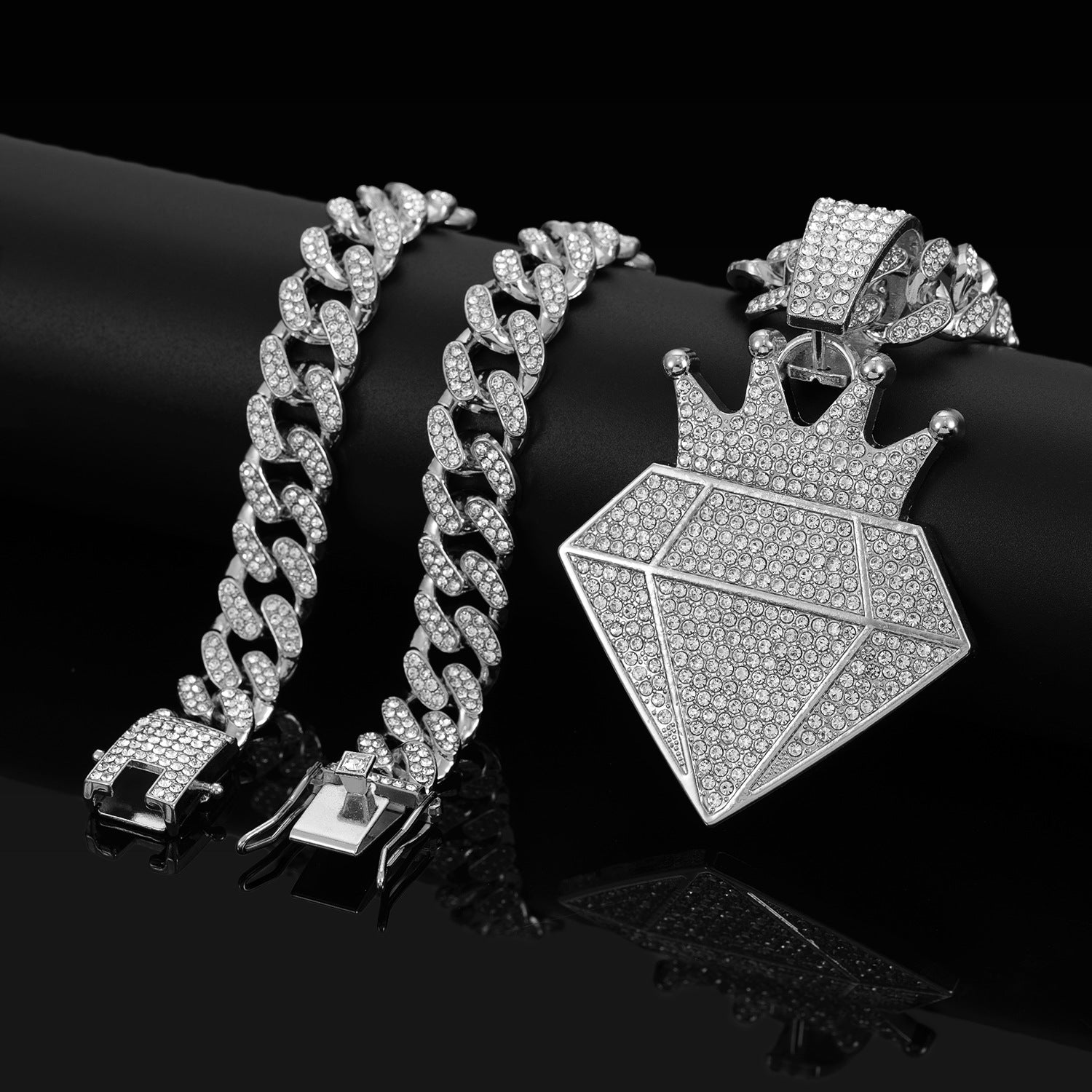 alloy diamond studded crown diamond Cuban necklace pendant