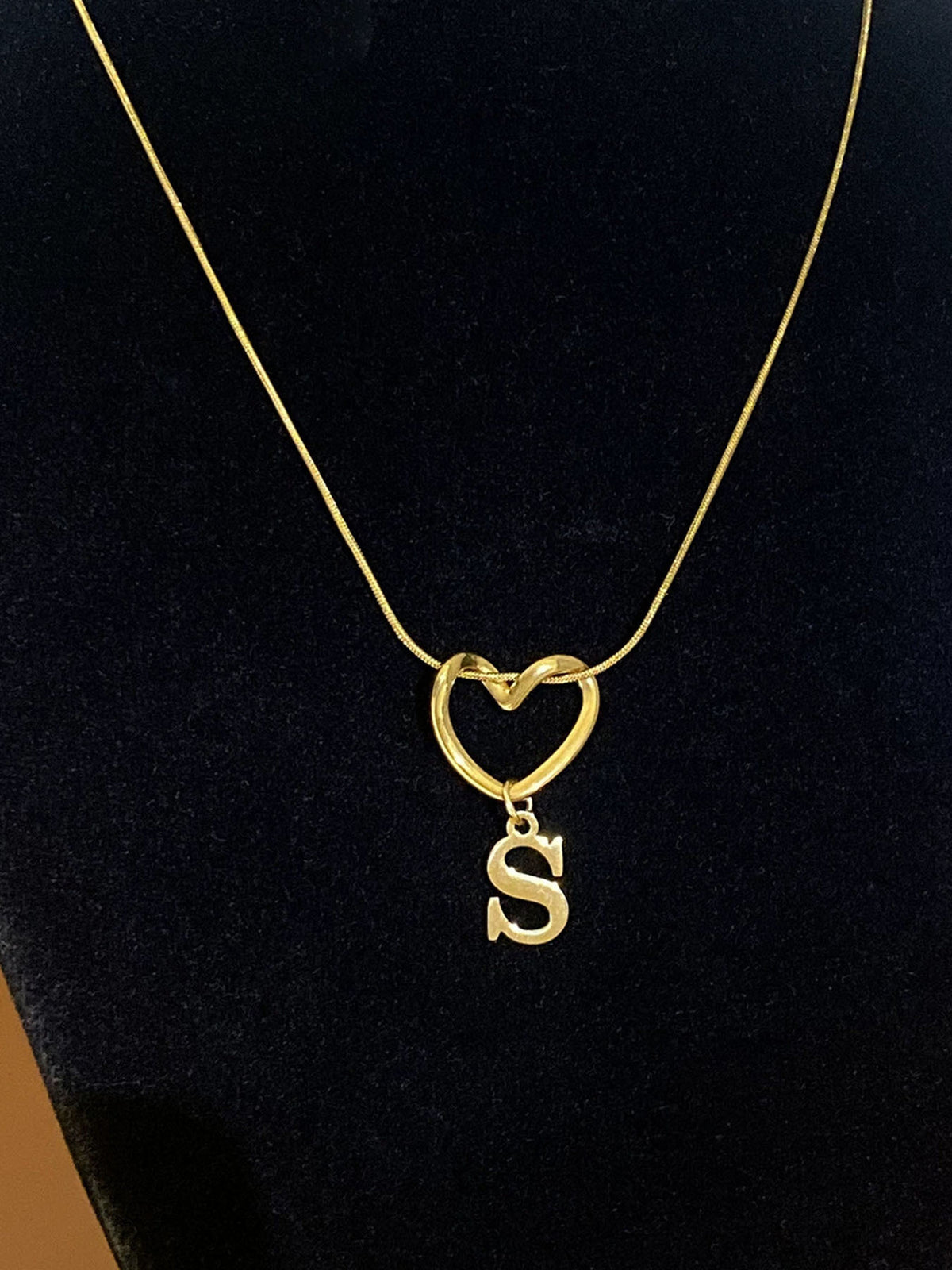 Fashion Alphabet Heart Pendant Necklace