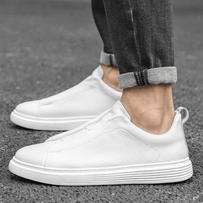 Classic Cowhide Casual Sneakers
