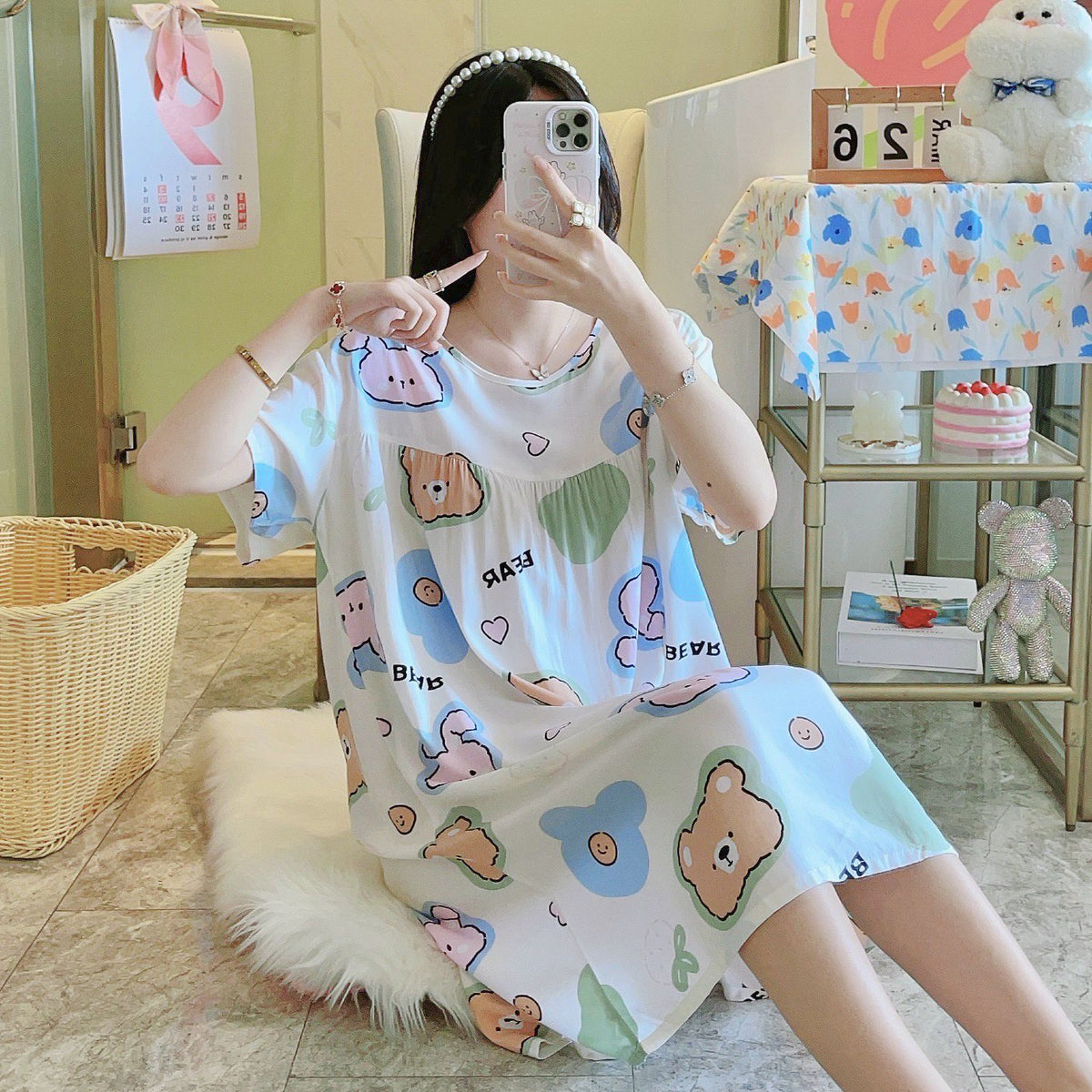 Thin sleeping dresses for women in spring  autumn and summer