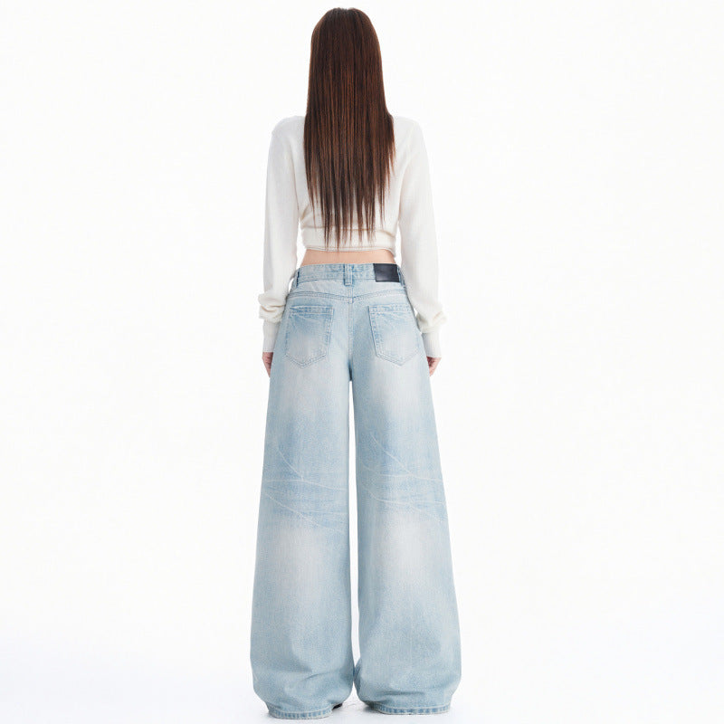 Women's loose-fit wide-leg jeans