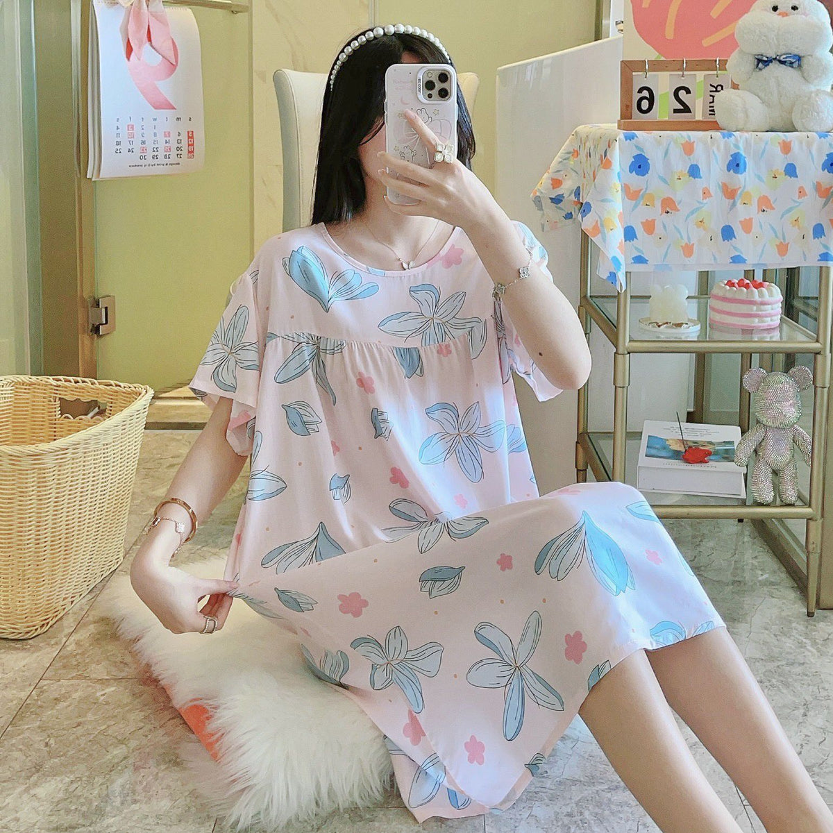 Thin sleeping dresses for women in spring  autumn and summer