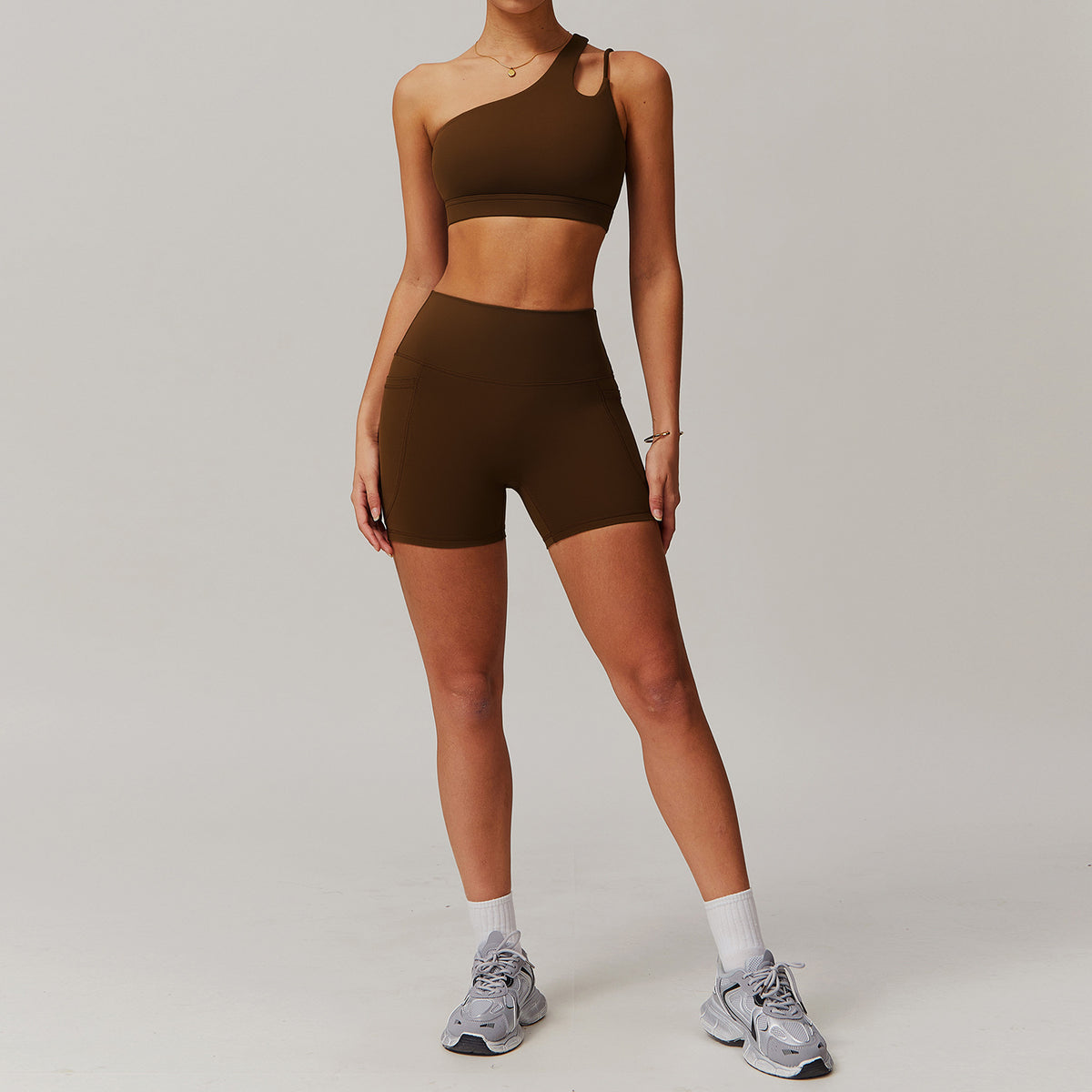Tight-Fit Yoga Clothes