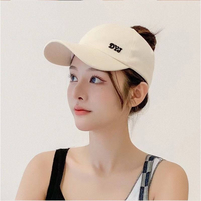 Casual baseball cap