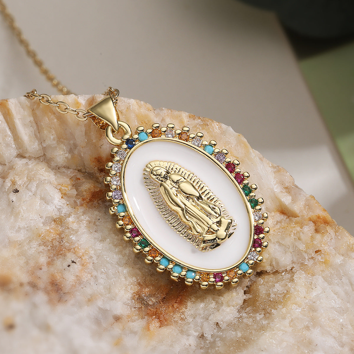 Geometric Zirconia Pendant Necklace