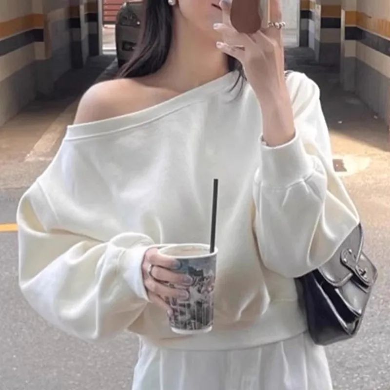 Womens Loose Fit Sweatshirt