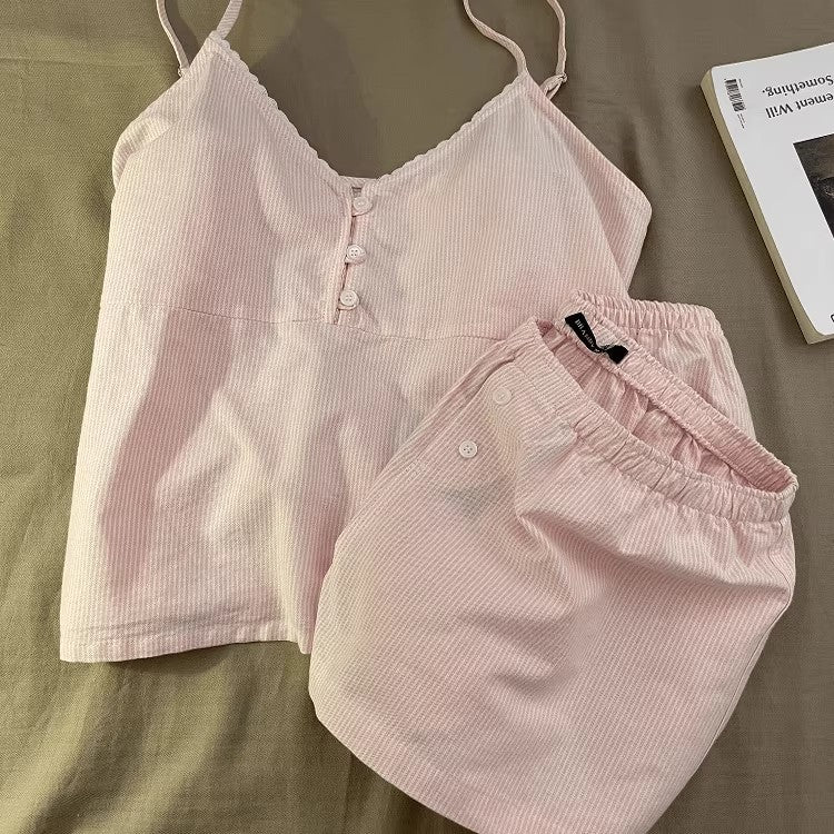 Slim-fit tank top and shorts