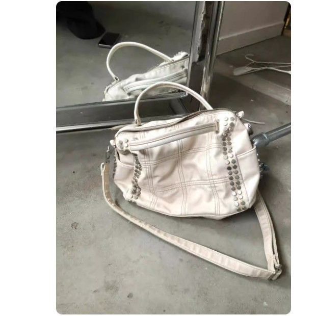 Women's Large Capacity Rivet Pillow Shoulder Crossbody Bag