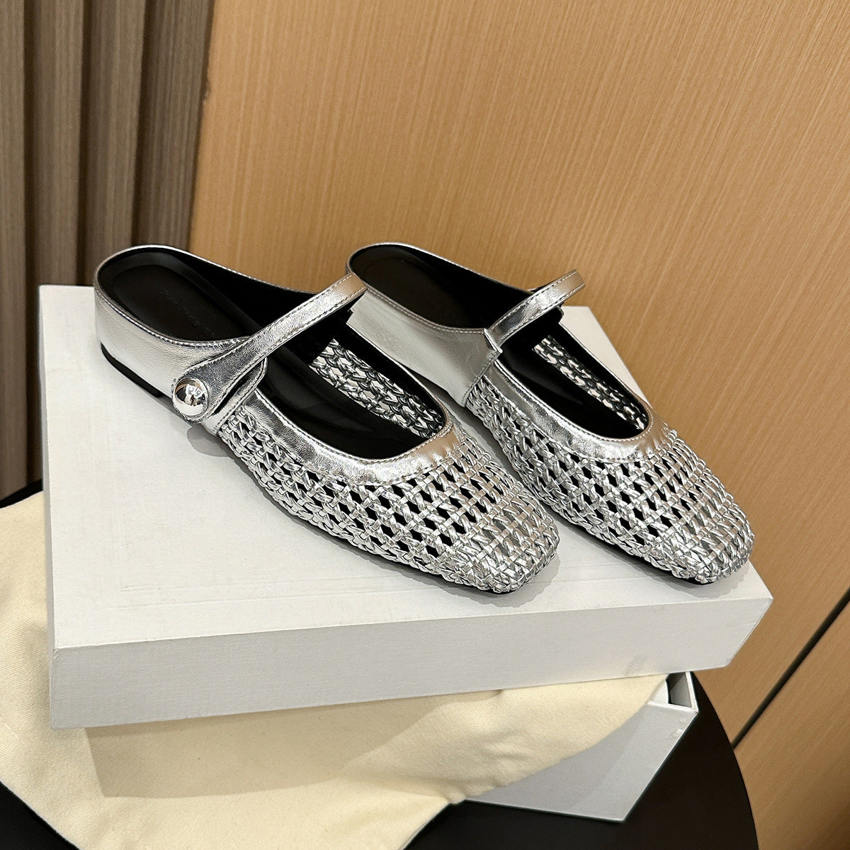 Spring/Summer Casual Flat Shoes with Single Strap