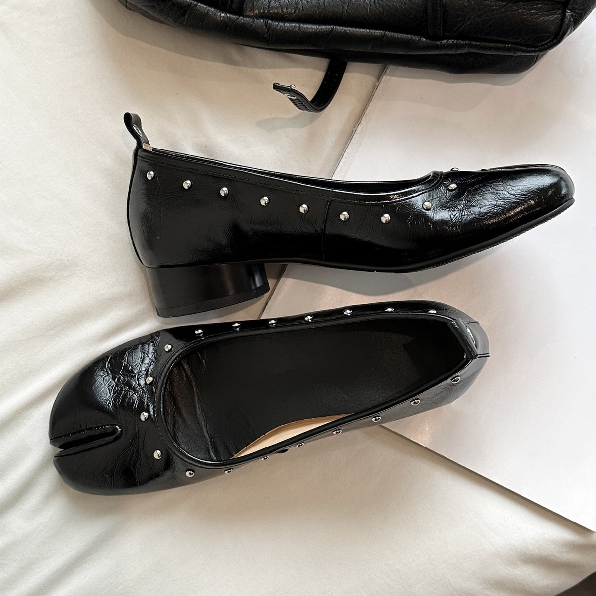 Retro Studded Split Toe Ballet Shoes for Women Chunky Heel