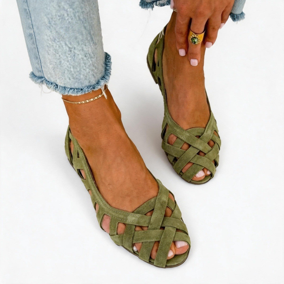Fashion Flat Bottom Hollow Breathable Clogs Non-Slip Beach Fashion Shoes