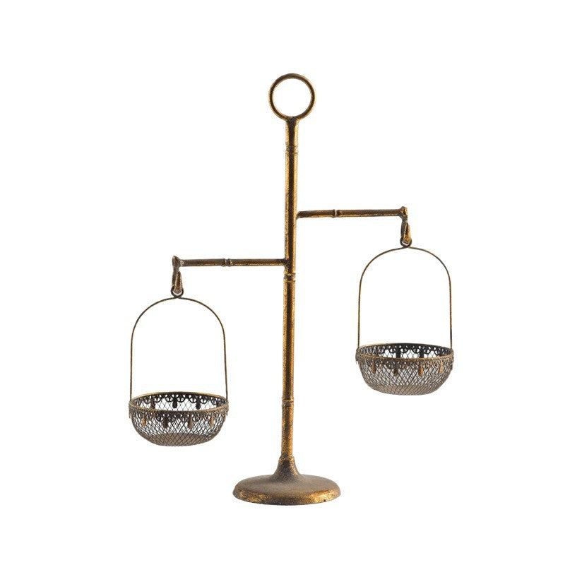 Retro Iron Art Table Decoration