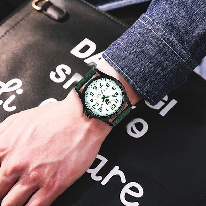 Classic Mens Quartz Watch