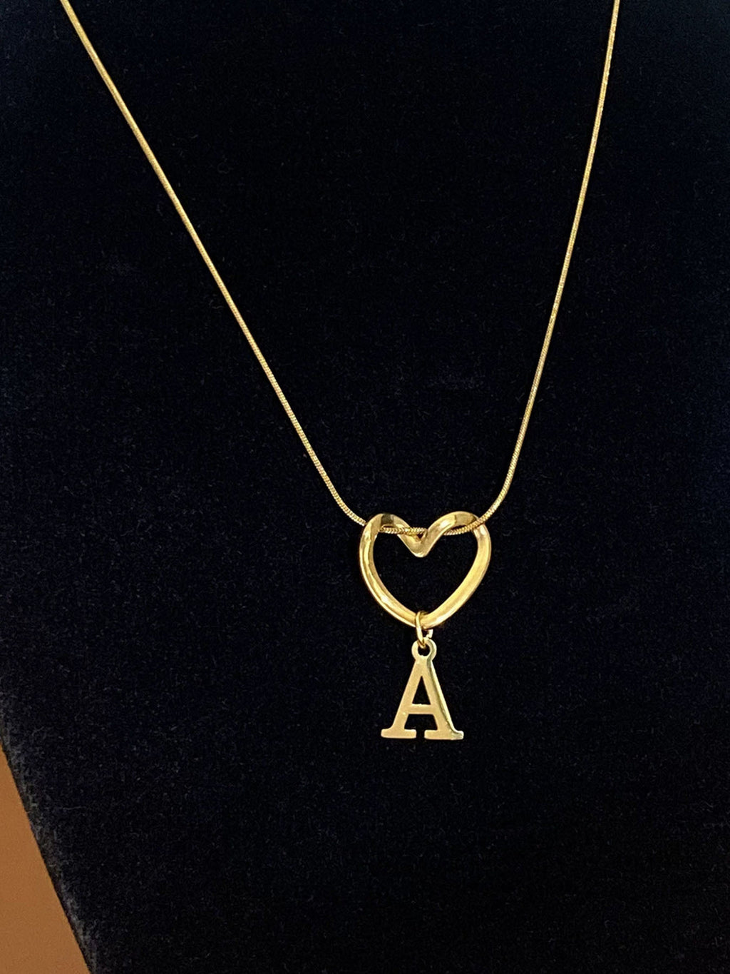 Fashion Alphabet Heart Pendant Necklace
