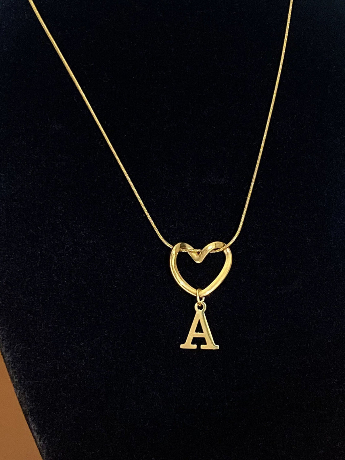 Fashion Alphabet Heart Pendant Necklace