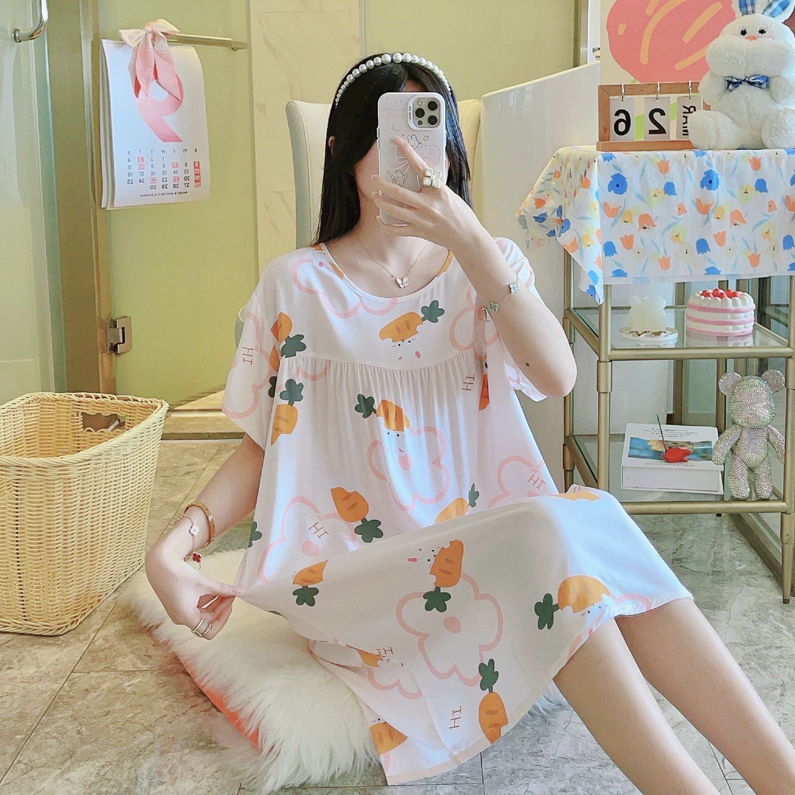 Thin sleeping dresses for women in spring  autumn and summer