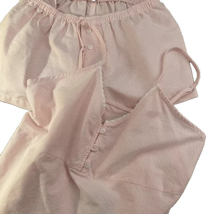 Slim-fit tank top and shorts