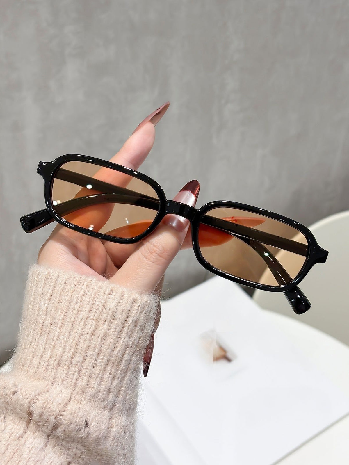 Cat-Eye Sunglasses for Women Men UV400 Protection Square Frame