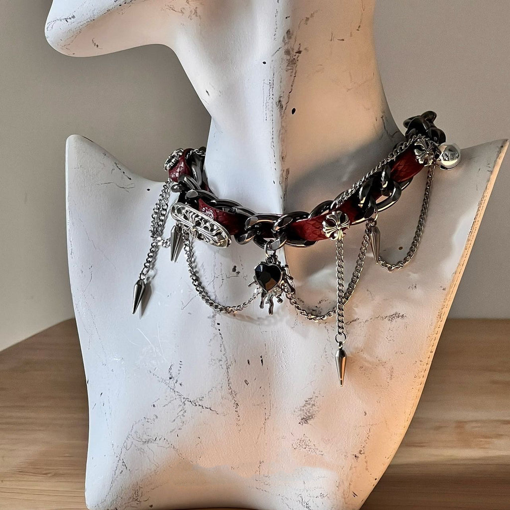 Y2K Embossed Leather Heart Necklace Gothic Punk Unisex