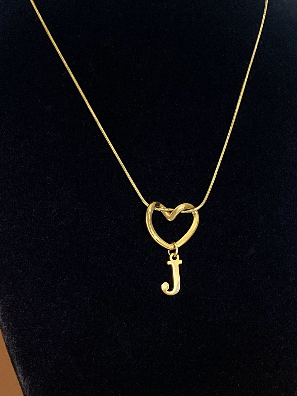 Fashion Alphabet Heart Pendant Necklace